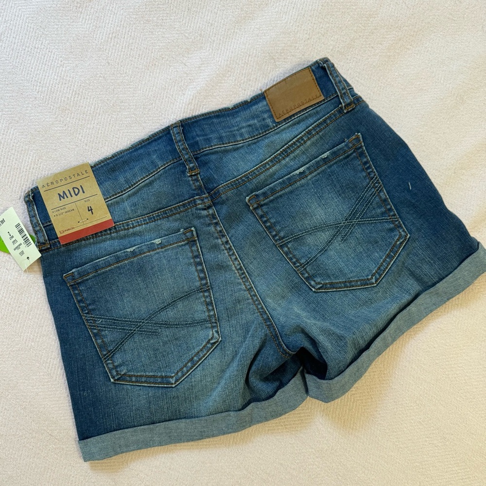NWT Midi Low Rise Jean Shorts - Picture 3 of 3